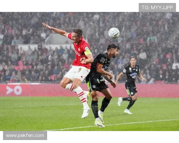 斯洛伐克名哨克鲁日利亚克将执法热刺客场挑战博德闪耀的欧冠焦点大战